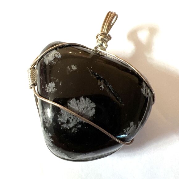 Black & Gray Snowflake Obsidian Pendant w/ Plastic Bracelet & Drop Earrings Set - Picture 5 of 16